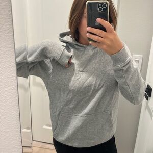 sweatshirts/ grey